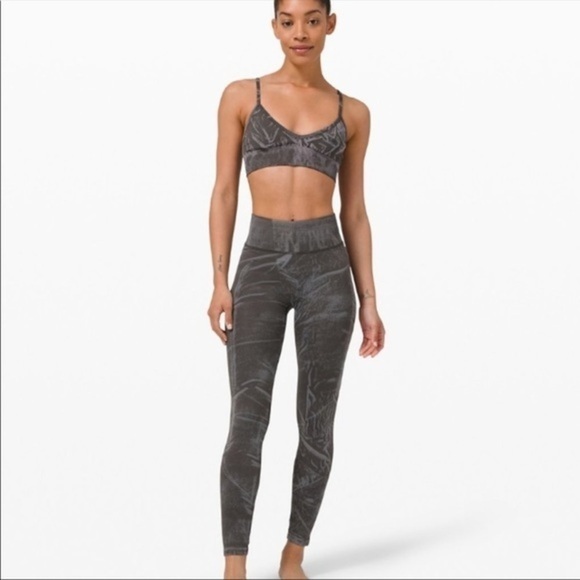 Lululemon Ebb To Street Tight Wash 12 - Picture 1 of 6